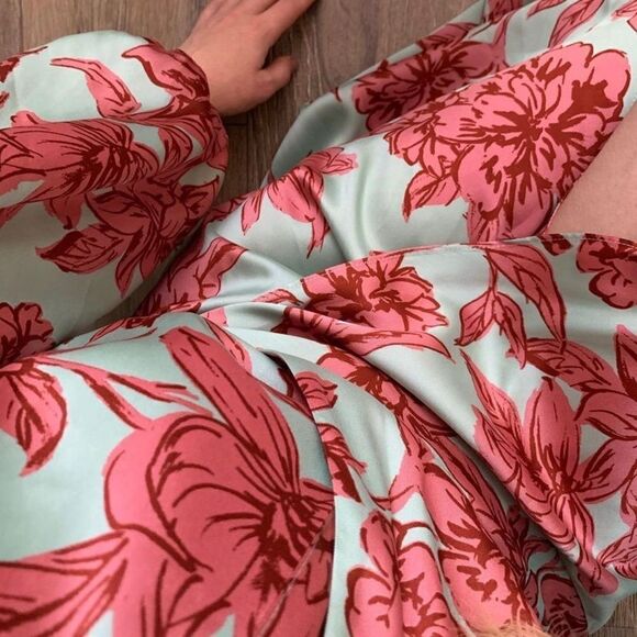 Zara Wrap Style Midi Floral Print Long Sleeves Satin - Picture 2 of 9